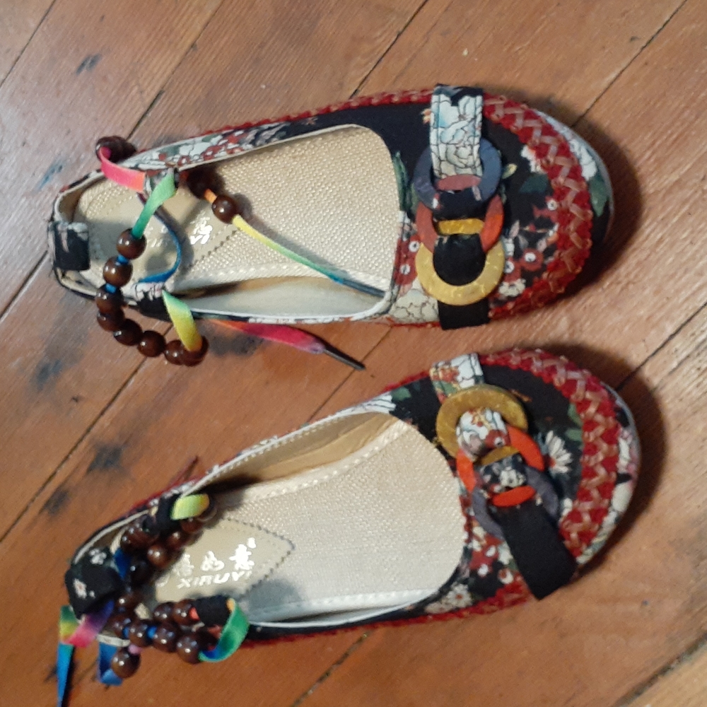 Xiruyi canvas ballet flats 39 floral beaded lace